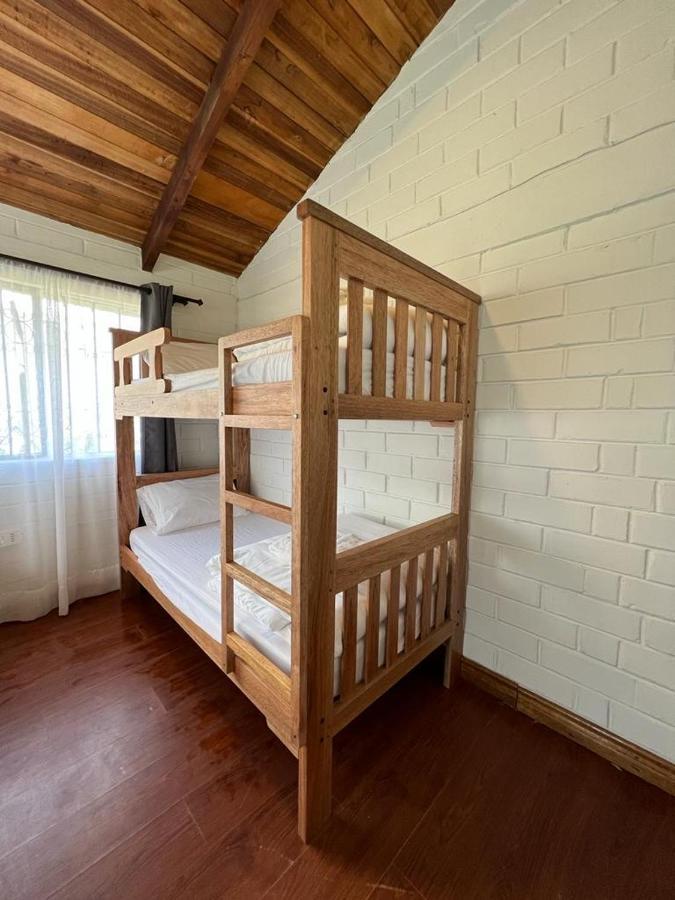 High-End Holiday Cabin - Tungurahua Hot Springs บาญอส ภายนอก รูปภาพ