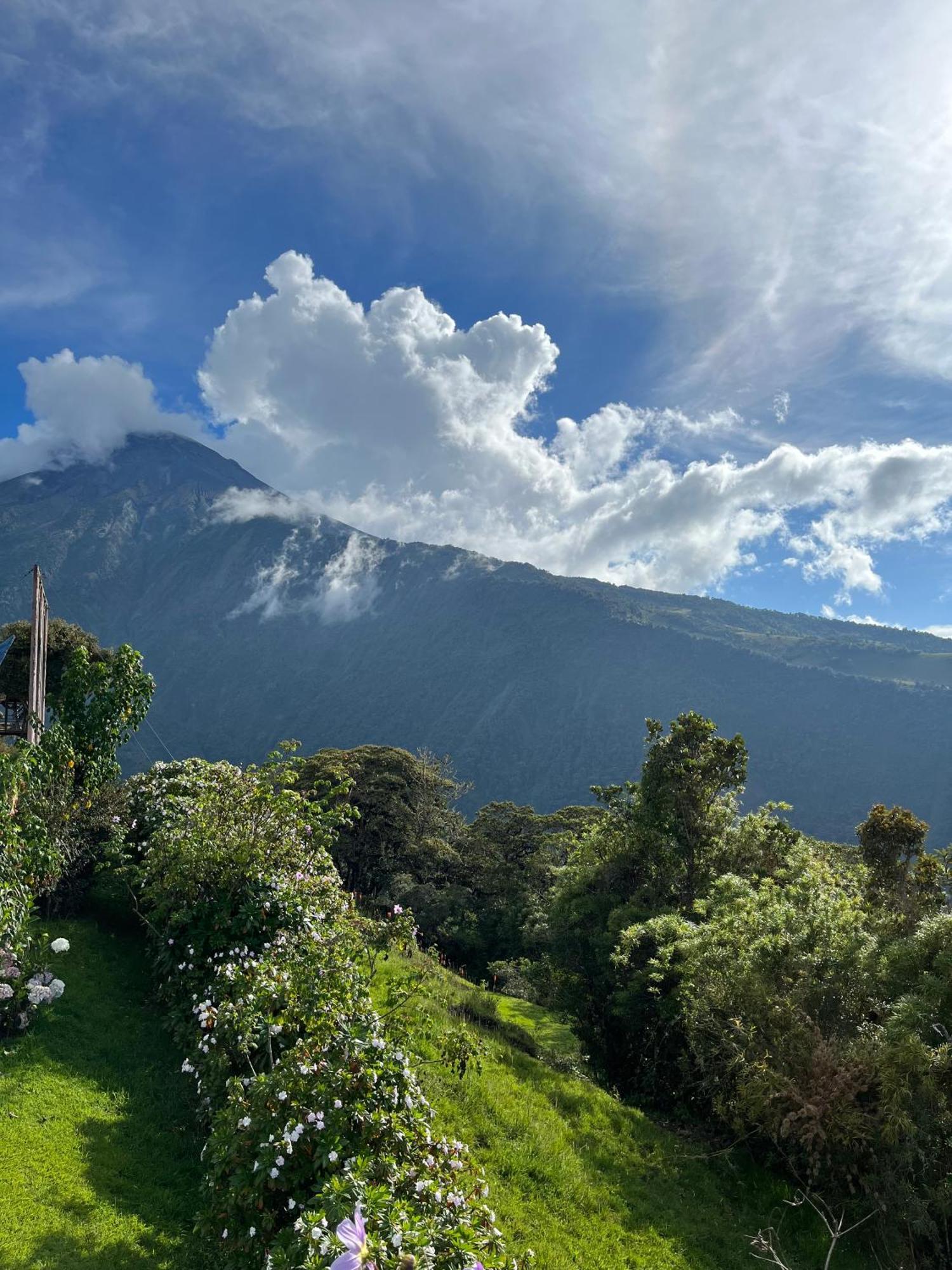 High-End Holiday Cabin - Tungurahua Hot Springs บาญอส ภายนอก รูปภาพ