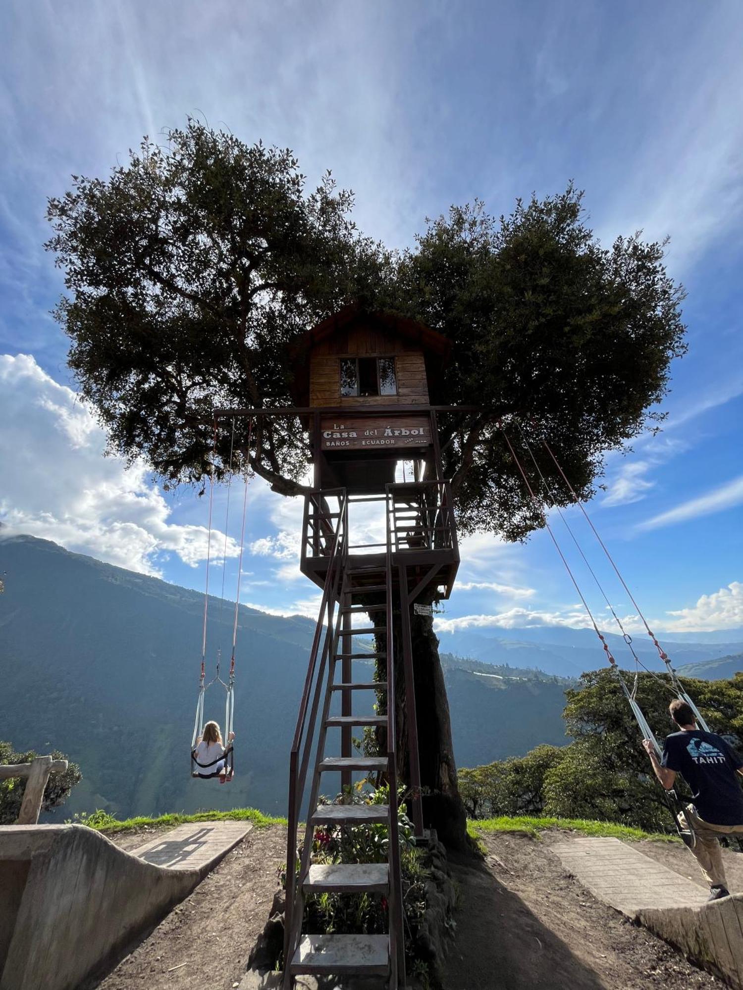 High-End Holiday Cabin - Tungurahua Hot Springs บาญอส ภายนอก รูปภาพ
